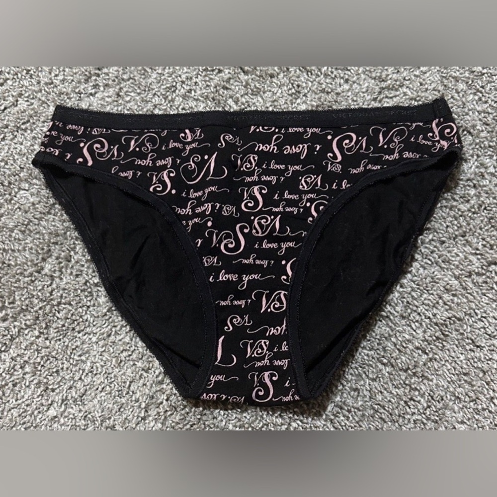 2009 Vintage Victoria's Secret Black Bikini Panty with Script